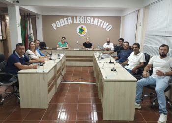 SESSÃO EXTRAORDINÁRIA: Vereadores apreciam Projetos do Execuitivo