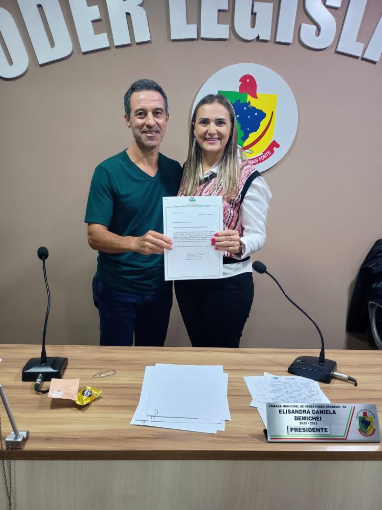 SESSÃO ORDINÁRIA: Vereadores apreciam 16 Projetos de Lei