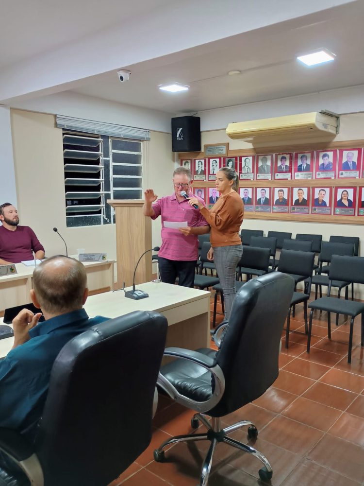 LEGISLATIVO: Vereador suplente Edair Pappis participa de Sessão Ordinária