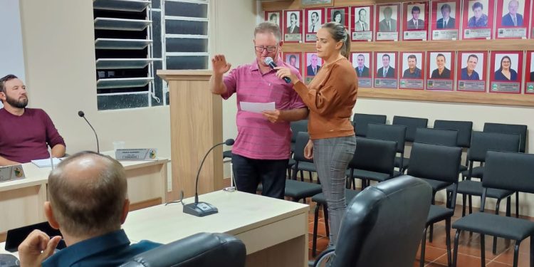 LEGISLATIVO: Vereador suplente Edair Pappis participa de Sessão Ordinária